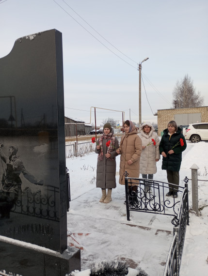 3 декабря, в России отмечается День Неизвестного солдата..